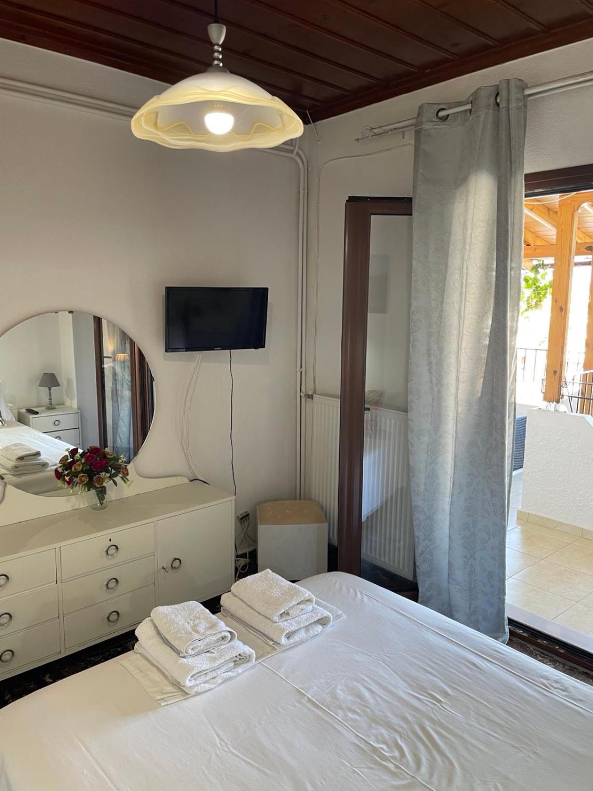 Katerinas Apartmens Skiathos by Eksteriør billede
